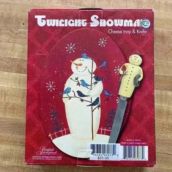 Twilight Snowman Cheese Tray & Knife - Picture 2 of 7